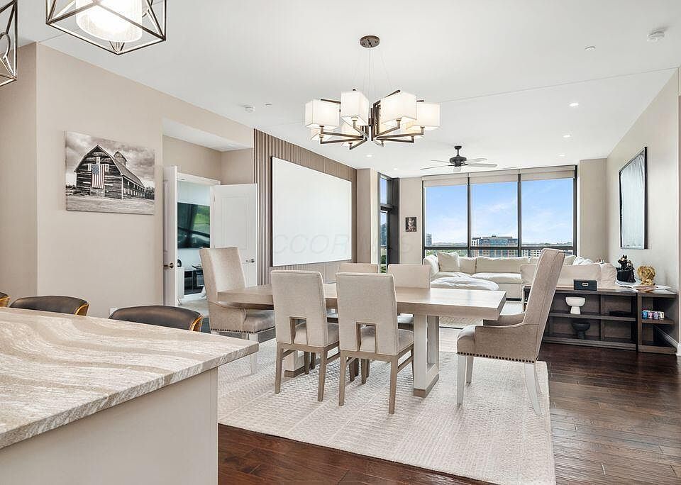 1st image of 250 Spring St APT 825