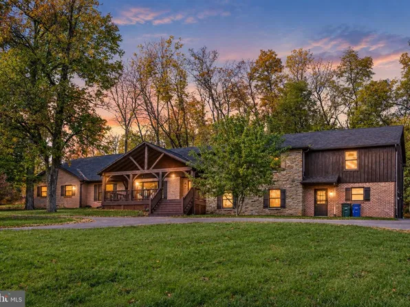 1860 Sheepford Rd, Mechanicsburg, PA 17055