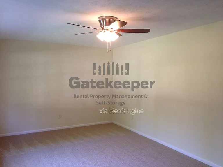 695 Georgia Ave — Photo 2