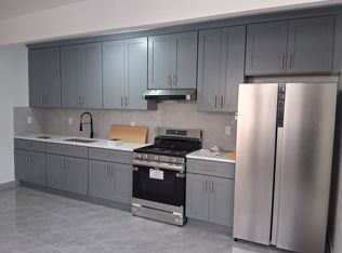 156 28th Ave FLOOR 2, Brooklyn, NY 11214