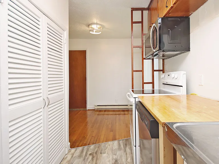2305 N Berkshire Rd #A — Photo 9