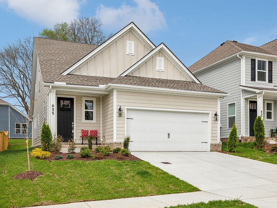 1st image of 835 Sugarbush Ln
