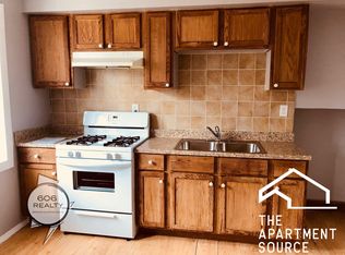 5218 W Crystal St #1, Chicago, IL 60651