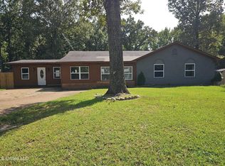 5601 Caroline Dr, Horn Lake, MS 38637