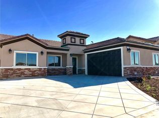 535 Montego St, San Jacinto, CA 92582
