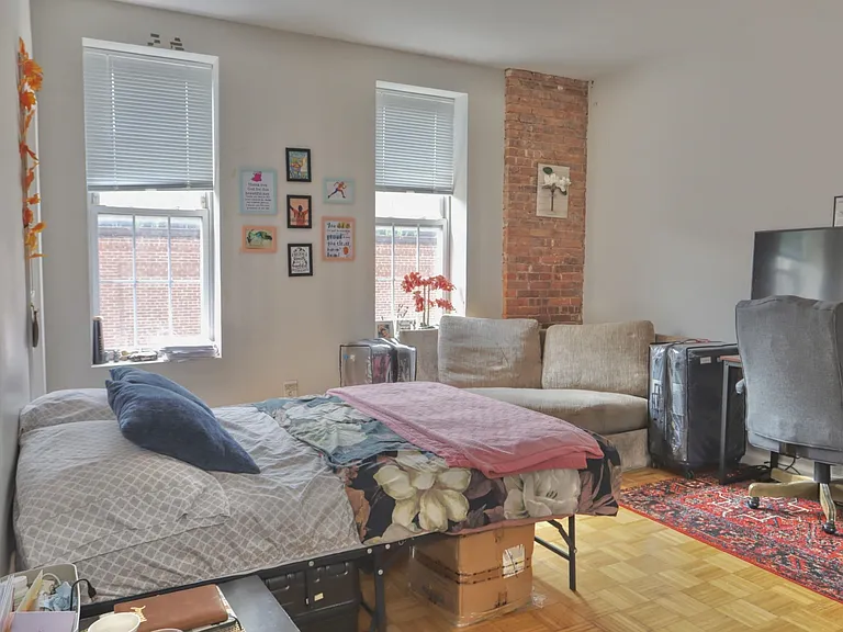328 Palisade Ave #2 — Photo 12