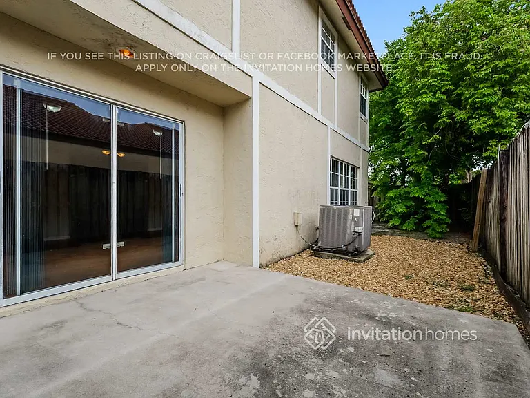 12231 Dartmoor Dr — Photo 17