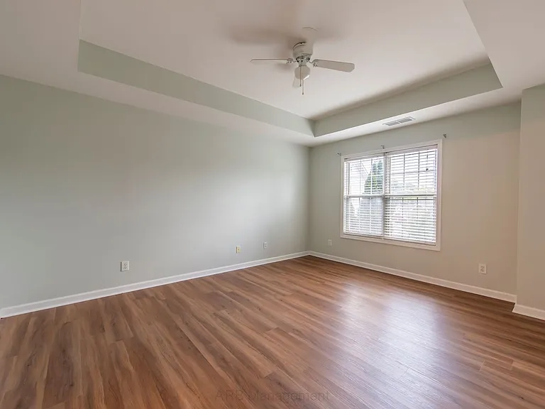 3985 Shallowford Green Ct — Photo 10