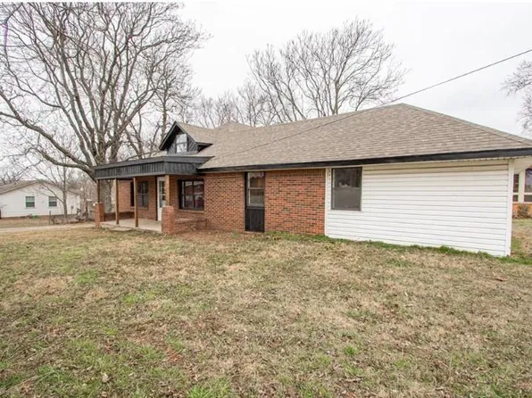 403 W Truman Pl, Purcell, OK 73080