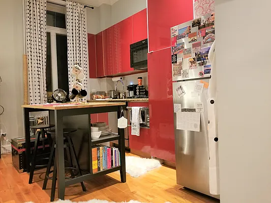 Rented by Brooklyn Heights Real Estate Inc | media 26