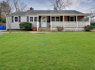 20 Pear St, Eatontown, NJ 07724