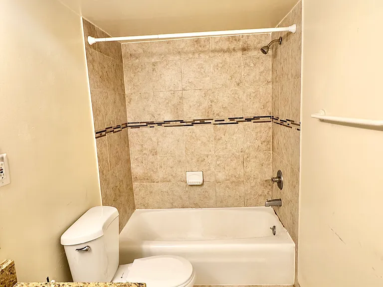 1778 Lanier Pl NW #9B — Photo 9