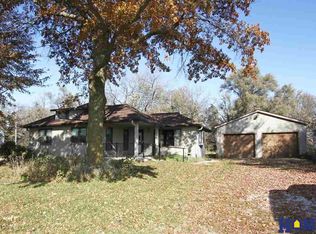 1385 G Rd, Palmyra, NE 68418