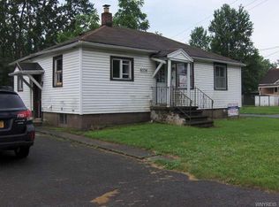 6534 State Route 31 E, Newark, NY 14513