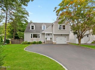 5 Sunshine Ave, Riverside, CT 06878
