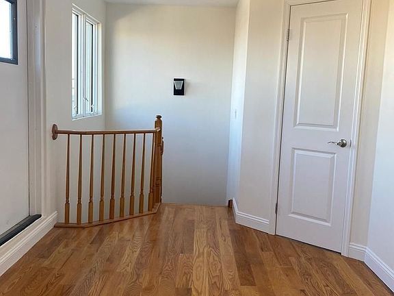 5th image of 141-29 84th Dr Penthouse 4