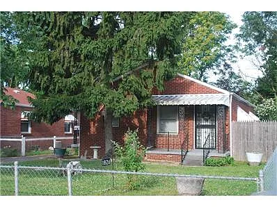 1826 King Ave photo 1