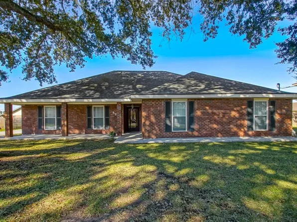 426 River Oaks Dr, Luling, LA 70070