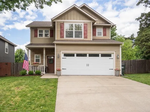 948 Anna Tappan Way, Lawrence, KS 66045