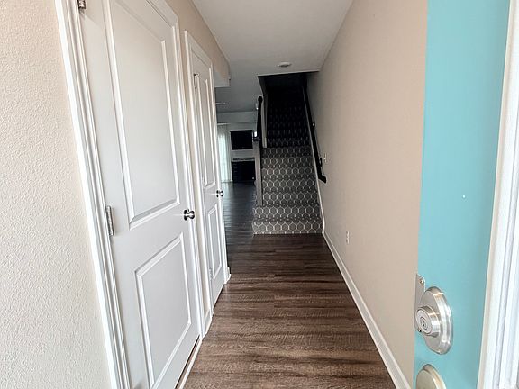 2nd image of 813 Raven Ct #813