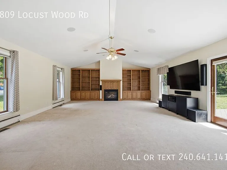7809 Locust Wood Rd — Photo 4