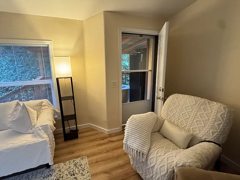 18101 S Country Village Dr — Photo 5