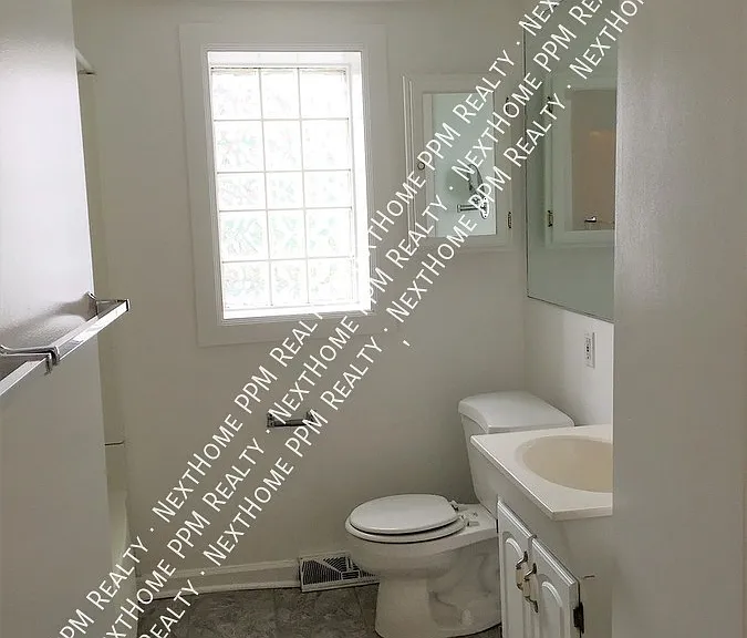 35 Wyoming St #1 — Photo 7