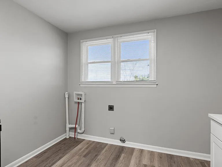 1505 Randolph Ave SE — Photo 7