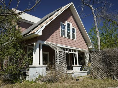 137 E Dullnig, San Antonio, TX, 78223