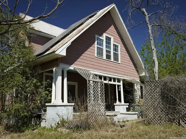 137 E Dullnig, San Antonio, TX 78223