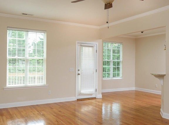 5th image of 1189 Manassas Dr