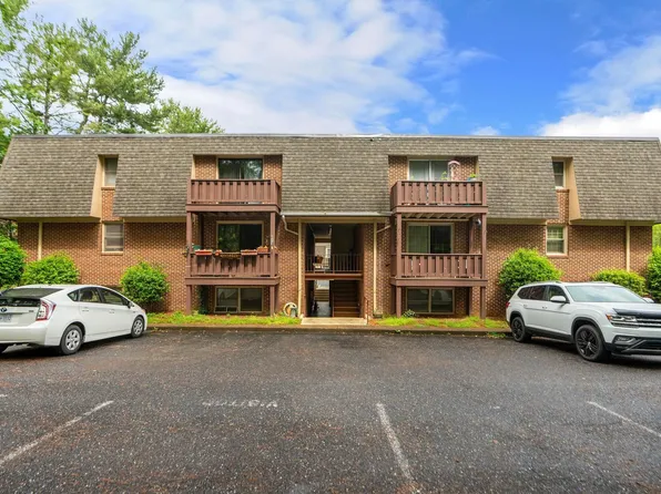 2337 Morris Mill Rd APT 5, Staunton, VA 24401