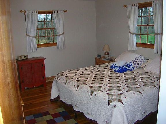 5th image of 301 Denison Dr