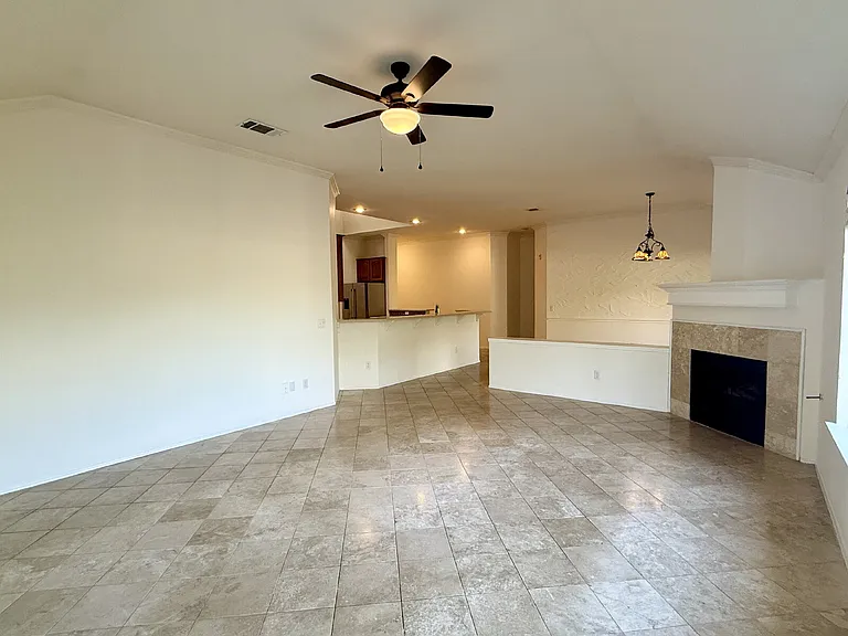 6106 Skahan Ln — Photo 14