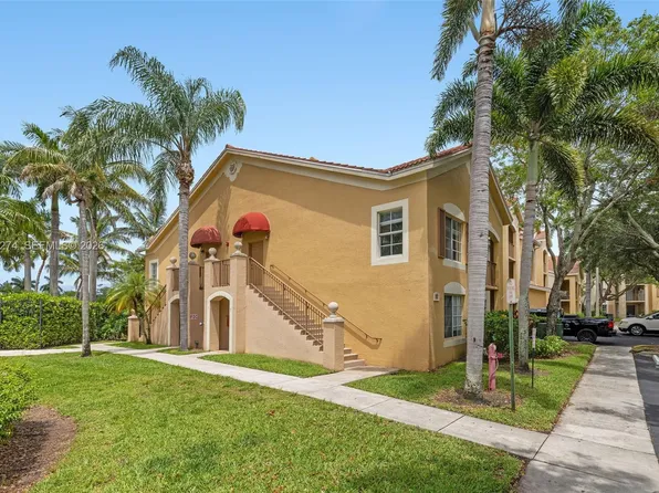 4280 San Marino Blvd APT 201, West Palm Beach, FL 33409