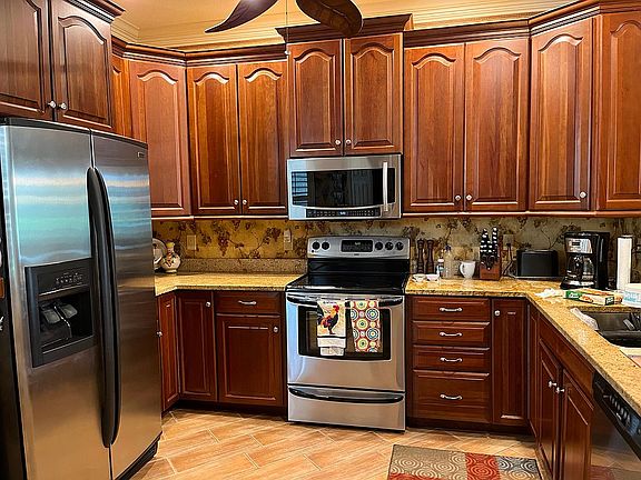 2nd image of 8051 Victoria Falls Cir