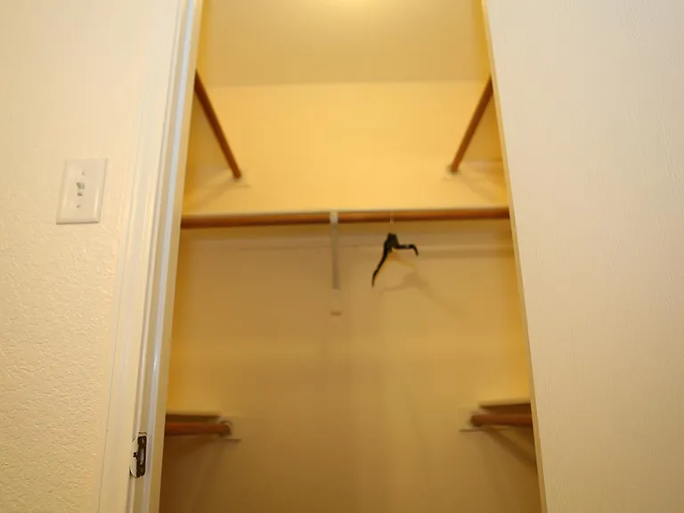 7305 Maplewood Dr — Photo 21