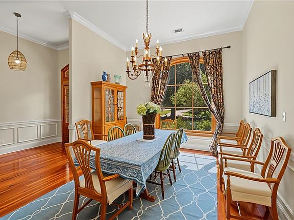 5th image of 316 Pencarrow Cir