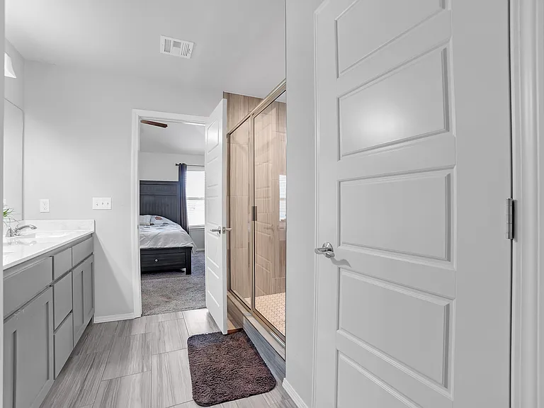2028 E Union St S — Photo 19