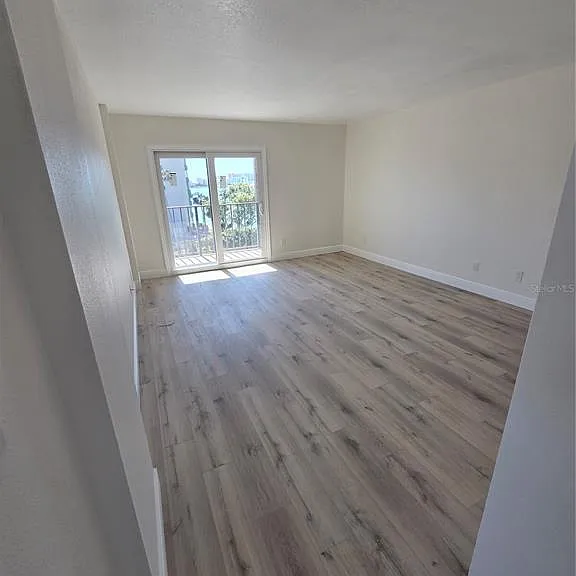 650 Island Way #408 — Photo 9