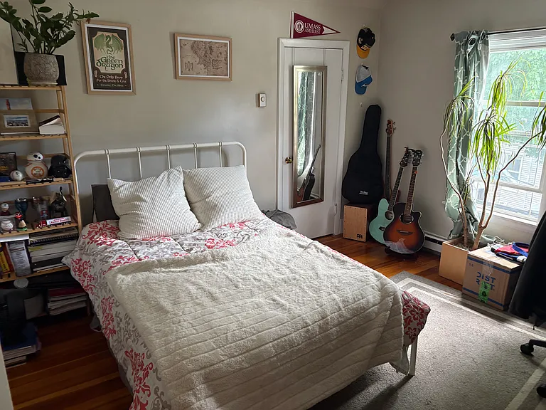 1064 Main St #2 — Photo 14