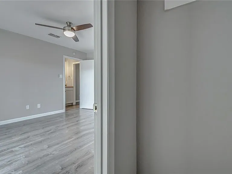 4307 S 1st St #108 — Photo 23
