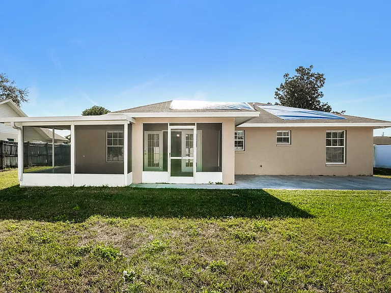 3061 Jordan Heights Ct — Photo 16