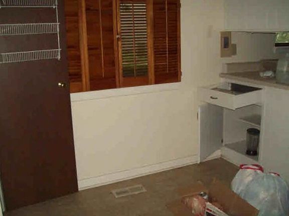 2nd image of 7941 Benjamin Dr