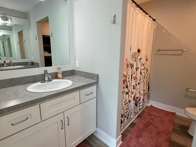 248 Monroe Ave — Photo 14