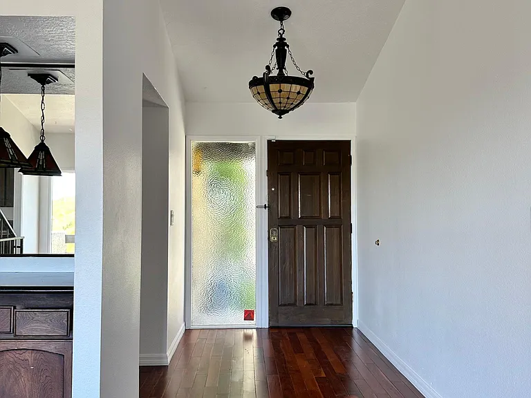 768 Fremont Villas — Photo 9
