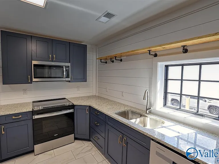 1122 Wellman Ave #4 — Photo 4