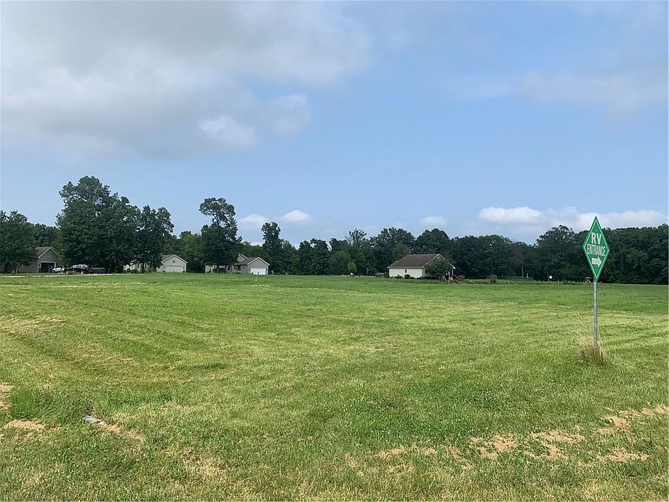 1st image of 439 Beyers Lake Est