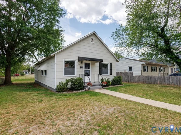 307 Pickett Ave, Colonial Heights, VA 23834