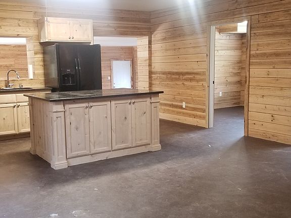 SM Tucker dining-kitchen_07082021